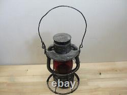 ANTIQUE MCRR MICHIGAN CENTRAL RAILROAD LANTERN With RED GLOBE