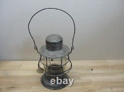 ANTIQUE NEW YORK CENTRAL RAILROAD LANTERN COMPLETE WithCLEAR EMBOSSED GLASS GLOBE
