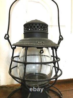 Adlake Adams Westlake Chicago Northwestern Railroad Lantern withOriginal Globe