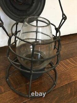 Adlake Adams Westlake Chicago Northwestern Railroad Lantern withOriginal Globe