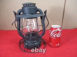 Antique Dietz Vesta USA NY Kero Railroad Lantern C. C. C. & St. L. Railyard