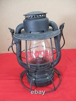 Antique Dietz Vesta USA NY Kero Railroad Lantern C. C. C. & St. L. Railyard