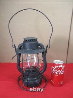 Antique Dietz Vesta USA NY Kero Railroad Lantern C. C. C. & St. L. Railyard