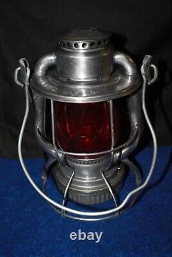 Beautiful N. Y. C. S. Dietz Vesta Railroad Lantern With Raised Red Embossed Globe