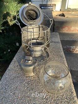 Chicago & Northwestern Railroad Lantern WithMarked Globe