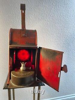 Kenyon Serilight Road Warning Railway Paraffin Hazard Safety Lamp