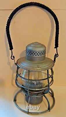 NORTHERN PACIFIC RAILWAY RAILROAD LANTERN withTall Clear Embossed N. P. R. R. Globe