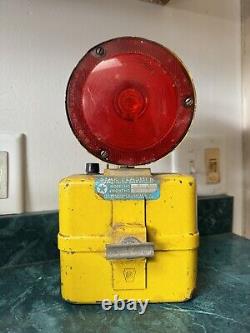 RARE Antique PRR Pennsylvania Railroad Star Flasher Caboose Warning Light