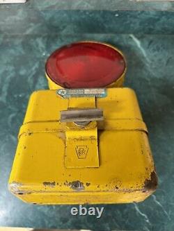 RARE Antique PRR Pennsylvania Railroad Star Flasher Caboose Warning Light