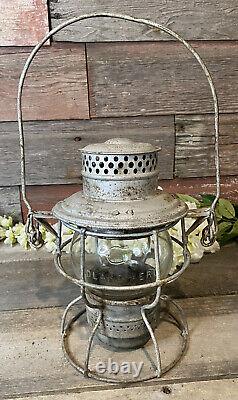 Railroad Lantern Chicago & North Western Adlake Kero CNRY Clear Embossed Globe