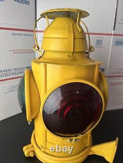 Safety Yellow Handlan Chesapeake & Ohio Railway RR Caboose Switch Lantern