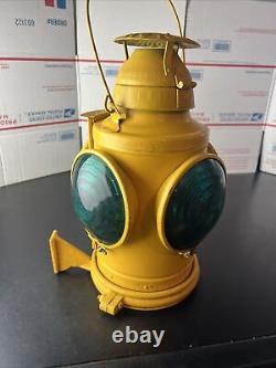 Safety Yellow Handlan Chesapeake & Ohio Railway RR Caboose Switch Lantern