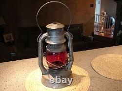 Vintage Antique Dietz Railroad Barn Lantern Red Globe D-LITE New York NO. 2 Rare