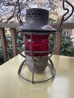 Vintage DRESSEL ARLINGTON Louisville and Nashville Railroad Lantern & Red Globe