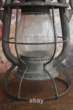 Vintage Deitz Vesta CCC & St Louis Cleveland Cincinati Chicago Railroad Lantern